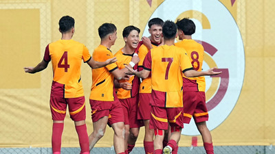 Galatasaray'dan Fenerbahçe'ye tarihi fark! Tam 9 gol sesi