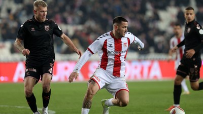 Rey Manaj için Trabzonspor açıklaması: Kampa katılmadı
