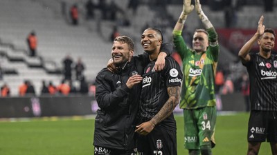 Ciro Immobile Serdal Adalı'ya 40 yaşında İtalyan efsaneyi teklif etti