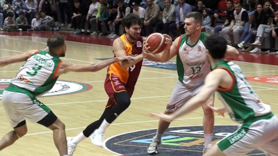 Galatasaray, Yalovaspor'u deplasmanda 88-81 yendi