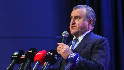 Bakan Bak: ÜNİDES kapsamında gençlere 120 milyon TL destek sağlanacak