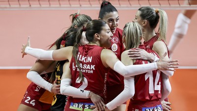 Galatasaray, Fenerbahçe'yi 3-2 mağlup ederek seride 1-0 öne geçti!