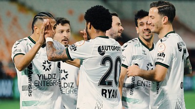 Lider Kocaelispor, Adana'da 4 golle kazandı
