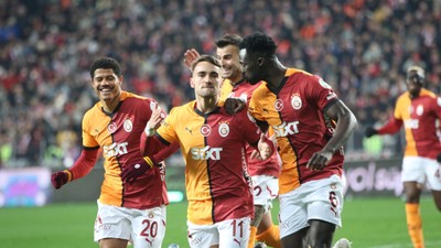 Yunus Akgün, Abdülkerim Bardakcı ve Eren Elmalı ile yaptıkları gol sevincinden bahsetti