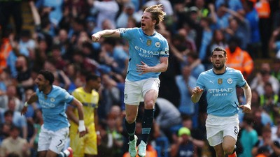 Manchester City, 2-0 geriye düştüğü maçta Crystal Palace'ı 5-2 yendi