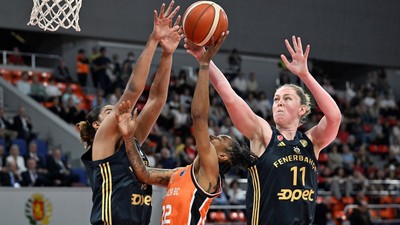 Fenerbahçe Opet, EuroLeague'de 3. oldu