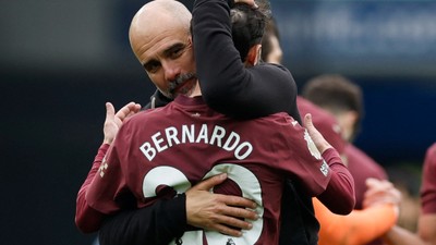 Manchester City, son dakikalarda 3 puanı aldı