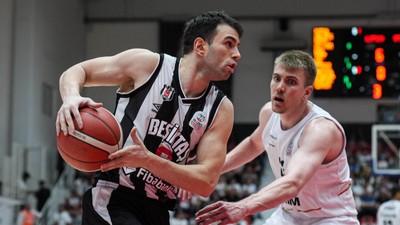 Beşiktaş Fibabanka, deplasmanda Aliağa Petkimspor'u yendi