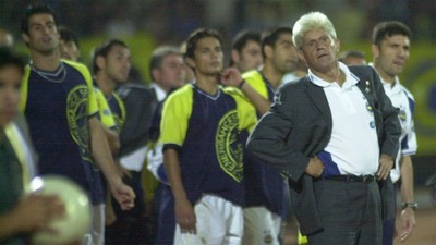 Fenerbahçe'nin eski teknik direktörü Werner Lorant hayatını kaybetti