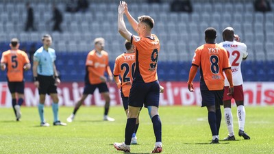 Başakşehir evinde Gaziantep FK engelini aştı!