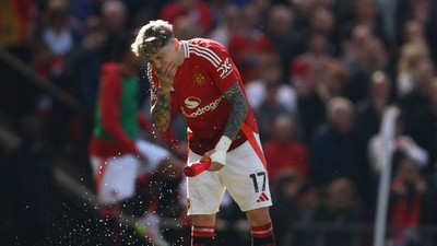 Manchester United Premier Lig'de bunu da yaşadı