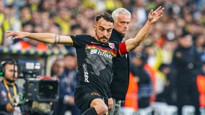 Kayserispor kaptanı Gökhan Sazdağı’ndan Fenerbahçe karşısında 3 asist