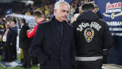 Ne sistem oturtabildi ne doğru 11'i kurabildi! Mourinho fiyaskosu