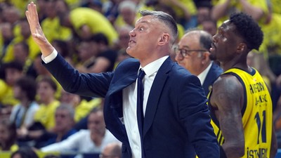 Sarunas Jasikevicius: Bugün 19 hücum ribaundu aldık, çok önemliydi bizim için