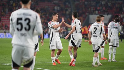 Beşiktaş'ta 5 futbolcu kart görmesi halinde Fenerbahçe derbisinde olmayacaklar