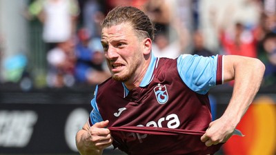 İsviçre'de tarih yazdık! Trabzonspor U19, UEFA Gençlik Ligi'nde finalde