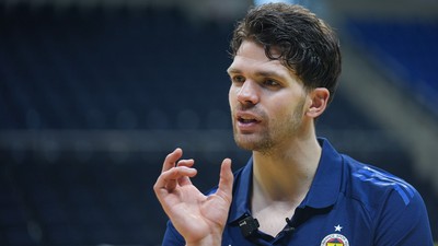 Tarık Biberovic'in hayali Fenerbahçe'yle THY Avrupa Ligi'ni kazanıp, NBA'e gitmek