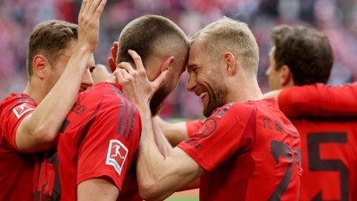 Bayern Münih ile Leverkusen puan farkını korudu
