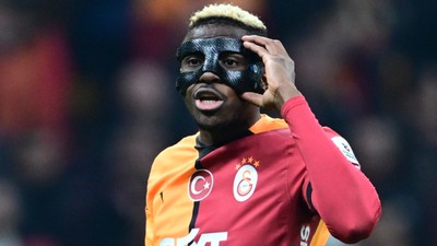 Napoli Osimhen için 60 milyon euroyu geri çevirdi