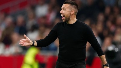Francesco Farioli'den AS Roma'ya ret!