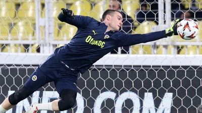 Dominik Livakovic dönemi sona eriyor! Hırvat kalecinin derdi 2026 Dünya Kupası