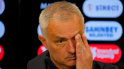 Jose Mourinho'dan derbi sonrası istifa sorusuna yanıt!