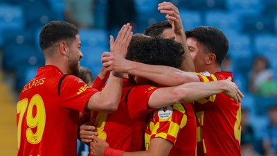 Göztepe 9 dakikada kazandı: 2-1