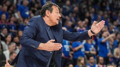 Ergin Ataman'dan 'mola alsana' tezahüratına cevap!