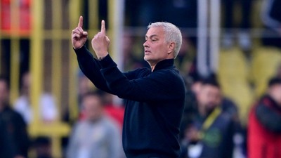 Ali Koç, Mourinho'ya yapılan 36 milyon euroluk teklifi açıkladı