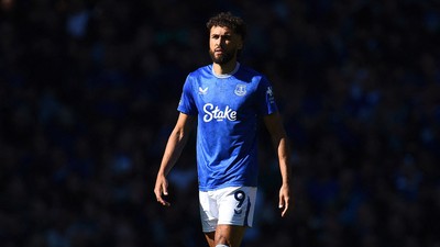 Süper Lig devi transferde büyük oynuyor! Resmi teklif hazırlığı