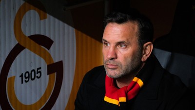 Dördüncü şampiyonluğa giden Okan Buruk, Ahmet Suat Özyazıcı'yı yakalayacak