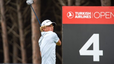 Golfün ilk gününde zirvede büyük çekişme
