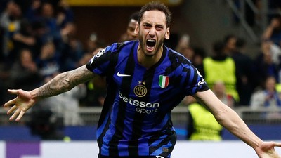Hakan Çalhanoğlu, UEFA Şampiyonlar Ligi finalinde ilk peşinde