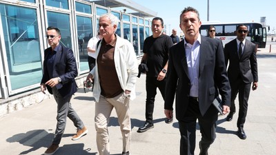 Tam 8 lig şampiyonluğu var! Ali Koç Jose Mourinho'ya güveniyor