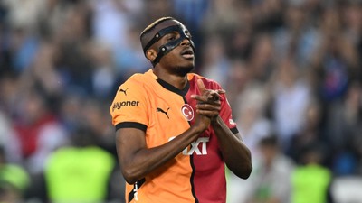 Galatasaray taraftarından kampanya: Bizimle kal Osimhen!