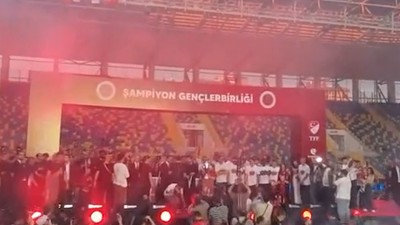 Gençlerbirliği'nin Süper Lig kutlaması FPV dronla görüntülendi
