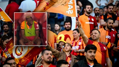 Galatasaray tribünleri yönetimden Osimhen'i istedi! Niyeryalı golcünün tepkisi gündem oldu