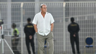5. yıldızı takan Galatasaray'a ilk tebrik Fatih Terim'den!