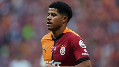 Galatasaray'da 6 futbolcu ilk kez şampiyonluk sevinci yaşadı