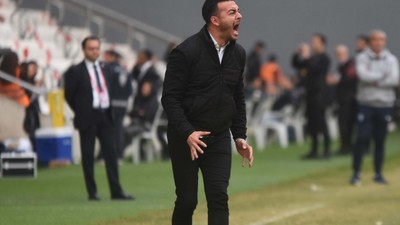 Altay SK'da Gökhan Karaaslan 30 yıl sonra sezonu tamamlayan ilk teknik direktör oldu