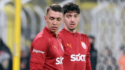 Galatasaray'ın genç kalecisi Jankat Yılmaz, Muslera ile çalıştığı için şanslı hissediyor