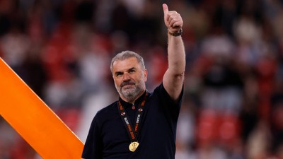 İngiliz medyası, Postecoglou'yu "kahraman" ilan etti