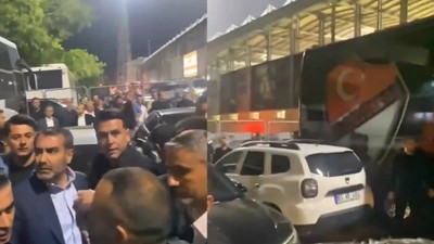 Vanspor - Elazığspor maçı sonrası olay çıktı! Protokol tribününe saldırı