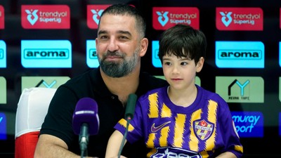 Arda Turan: Eyüpspor'dan ayrılıyorum