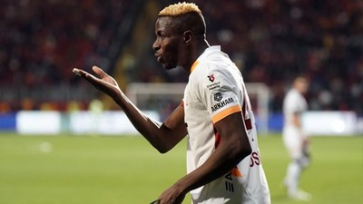 Victor Osimhen Galatasaray'da kalacak mı? Eray Yazgan açıkladı