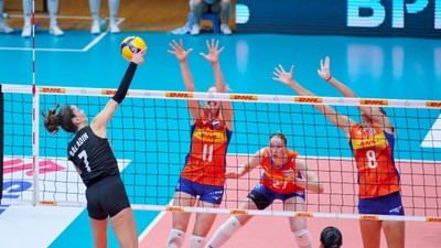 A Milli Kadın Voleybol Takımı, Hollanda'yı 3-0 yendi