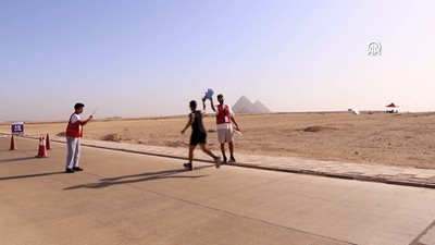 Mısır'da "Piramitler Maratonu" düzenlendi