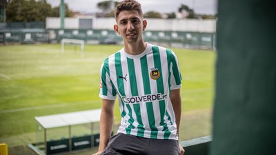 Rio Ave Demir Ege Tıknaz'ı duyurdu! "Aldılar..."