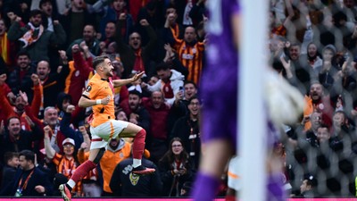UEFA Avrupa Ligi'nin bu sezon en iyi golü Yunus Akgün'ün golü oldu