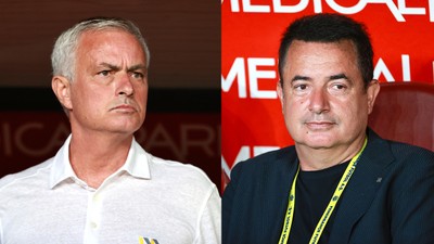 Mourinho ve Acun Ilıcalı'ya drone'la mesaj verildi! Galatasaray'dan ses getiren kutlama